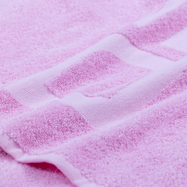 PinkTowel.jpg PinkTowel.jpg